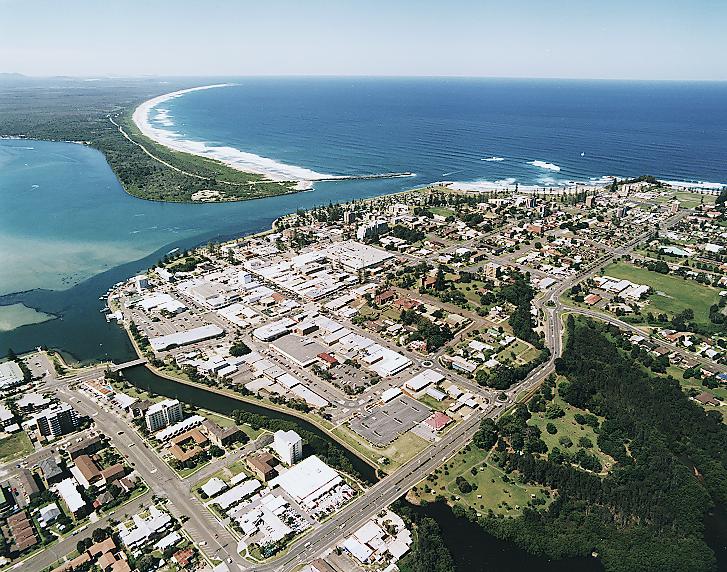 portmacquarie.jpg (138205 bytes)